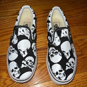 Skull Pattern Vans Slip-Ons